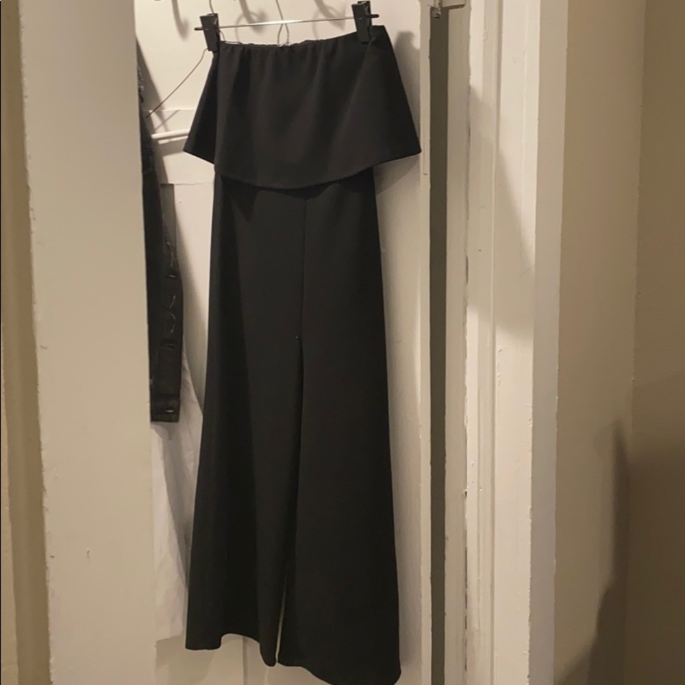 Strapless layered romper